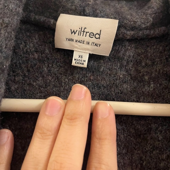 Wilfred wool-blend sleeveless vest - Picture 5 of 13